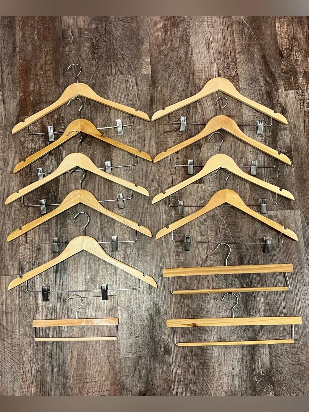 Lot of 12 Wooden Clothes Hangers w/ Clips & Pant Skirt Hangers GUC